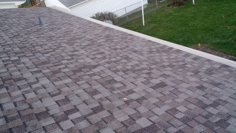 Gutter Cap demonstration image showing water flow and protection detail